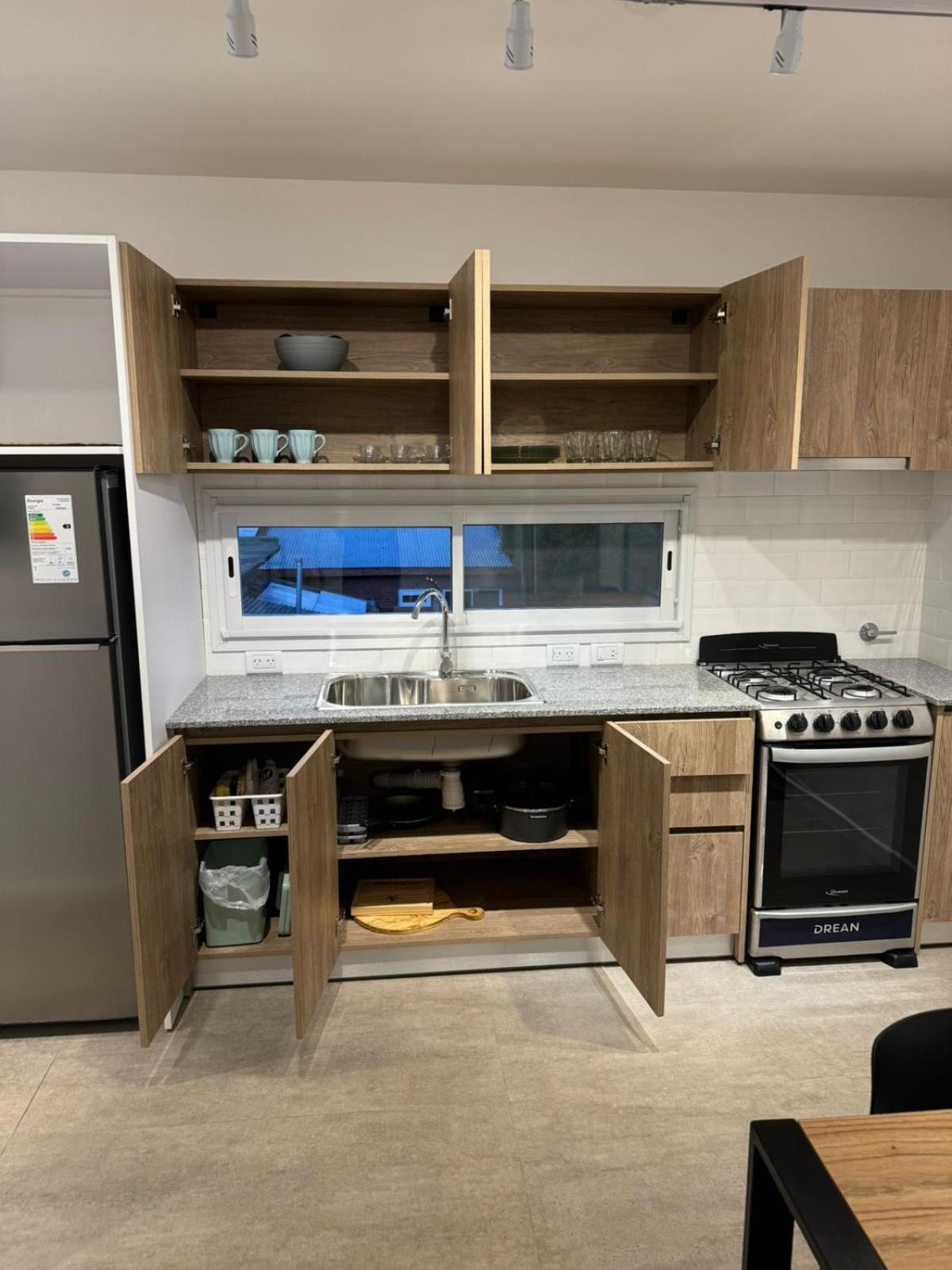 Nuevo Departamento De 3 Ambientes 2 Habitaciones-cocina-living Comedor-bano-balcon Сasa de vacaciones Mar del Plata