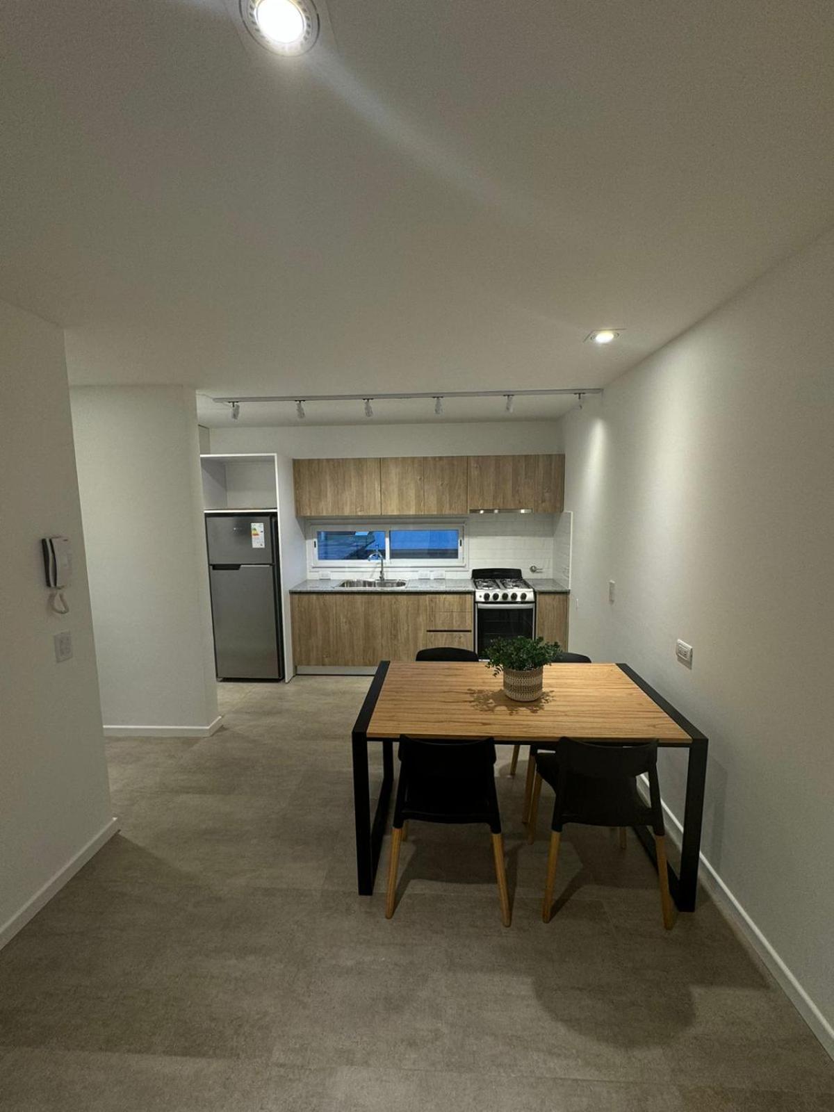 Сasa de vacaciones Nuevo Departamento De 3 Ambientes 2 Habitaciones-cocina-living Comedor-bano-balcon *